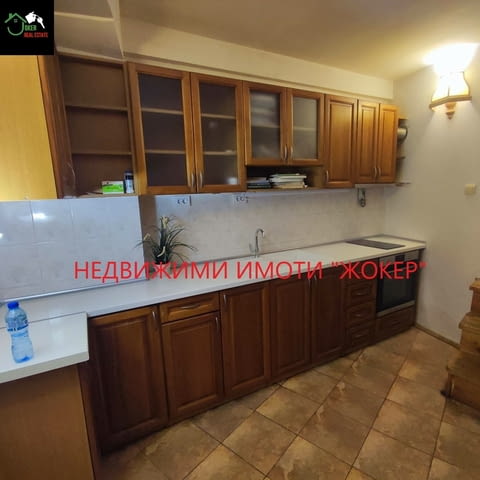 Двуетажна къща в гр. Велико Търново, city of Veliko Tarnovo | Houses & Villas - снимка 10