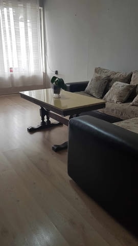 Давам под наем двустаен напълно обзаведен апартамент в нова кооперация в Каменица 2 зад стадион Хрис - снимка 1