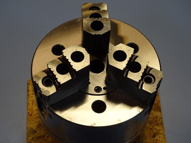 Клинозатегателен патронник Ф 200mm Bison 3-jaw power chuck+фланец - снимка 8