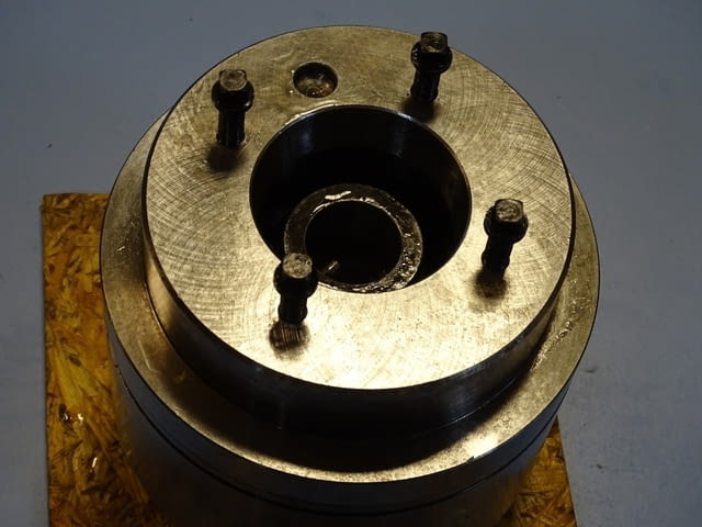 Клинозатегателен патронник Ф 200mm Bison 3-jaw power chuck+фланец - снимка 12