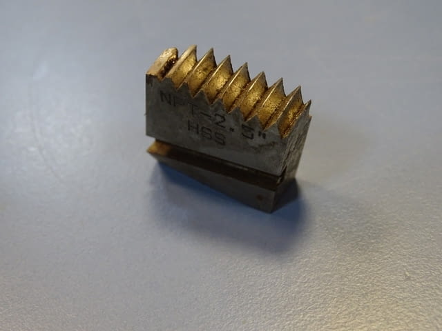 Нож резбонарезен NPT-2.5" HSS комплект за резбонарезна глава, град Пловдив - снимка 3