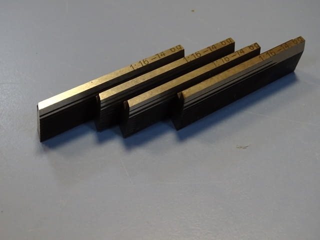 Нож резбонарезен 1:16-14 6g HSS комплект за резбонарезна глава - снимка 1