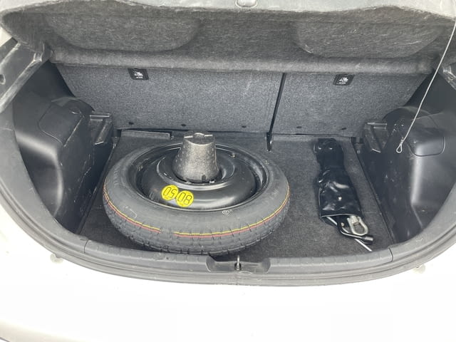 Toyota Yaris P13, 1.0i, 72 ph., 5 sp., engine 1KR-FE, KSP130 2020, 57 000 km., euro 6D, Тойота Ярис - снимка 11