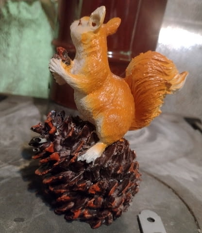 Катеричка с шишарка - city of Bеrkovitsa | Decoration & Interior - снимка 1