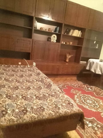 Давам под наем тристаен апартамент в гр.Пловдив кв.Прослав, град Пловдив | Апартаменти - снимка 1