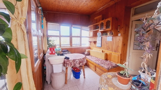 Продавам тристаен апартамент до Археологическис музей Варна, град Варна | Апартаменти - снимка 8