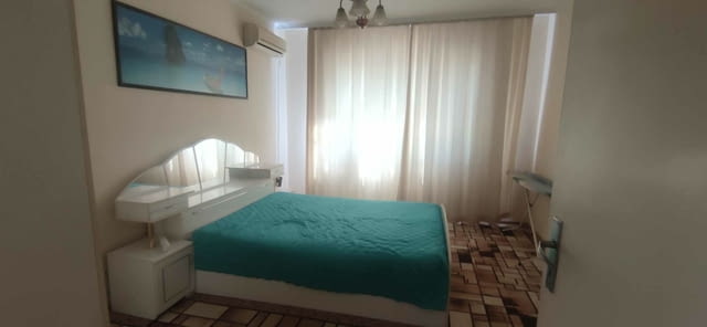 Давам под наем четиристаен апартамент в Центъра 4-стаен, 120 м2, Тухла - град Пловдив | Апартаменти - снимка 1