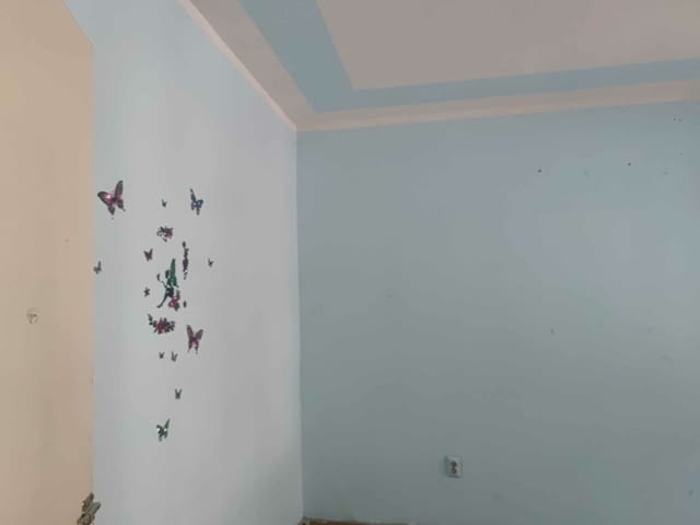 Давам под наем четиристаен необзаведен апартамент в Тракия, град Пловдив | Апартаменти - снимка 1