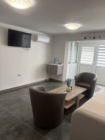 Помещение под наем 1-стаен, 25 м2, Тухла - град Дупница | Офиси - снимка 4