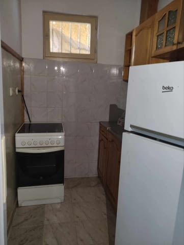 Давам под наем двустаен апартамент напълно обзаведен-състоящ се от спалния , хол и отделна кухня на е - снимка 5