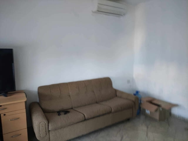 Давам под наем двустаен апартамент напълно обзаведен-състоящ се от спалния , хол и отделна кухня на е - снимка 6