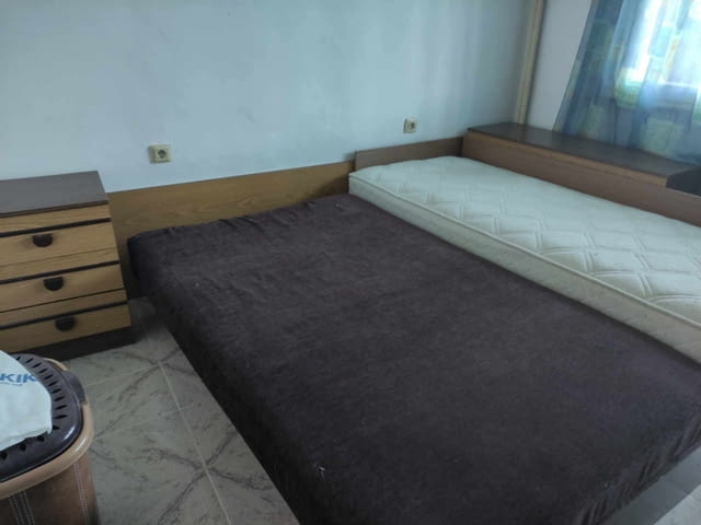 Давам под наем двустаен апартамент напълно обзаведен-състоящ се от спалния , хол и отделна кухня на е - снимка 9