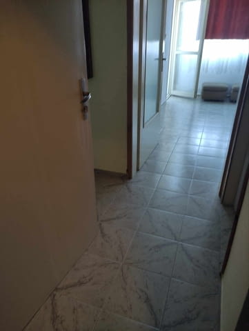 Давам под наем двустаен апартамент напълно обзаведен-състоящ се от спалния , хол и отделна кухня на е - снимка 10