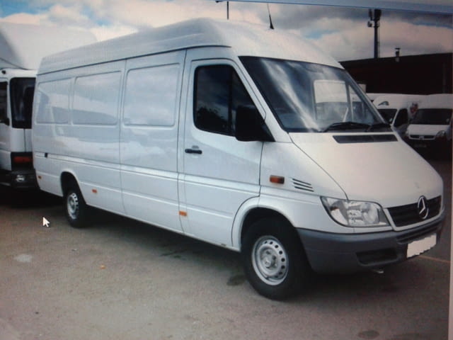 Транспортни услуги с Бус Работа през уикенд - Да - град Бобовдол | Транспортни / Хамалски