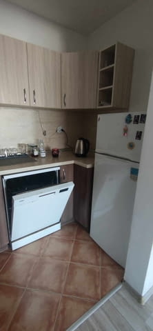 Давам под наем тристаен-2спални, хол, трапезария и бокс в Центъра до военна болница-ново обзаведен - снимка 5