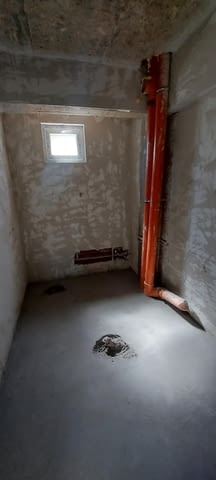 Продава се тристаен апартамент в кв. Каменни, гр. Хасково – до Градската градина  Сграда с Акт 15 - снимка 8