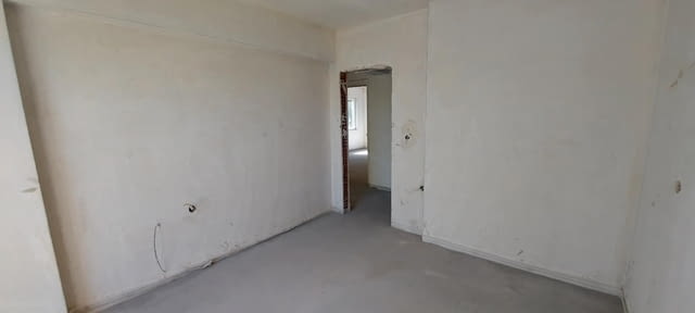 Продава се тристаен апартамент в кв. Каменни, гр. Хасково – до Градската градина  Сграда с Акт 15 - снимка 11