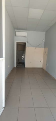 Давам под наем офис помещение 30 кв.м. 30 м2, Тухла, Вода, Интернет, Климатик, Ток - град Пловдив | Офиси - снимка 2