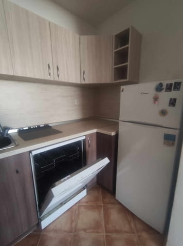 Давам под наем тристаен ново обзаведен апартамент в нова монолитна кооперация до Военна болница-120к - снимка 5