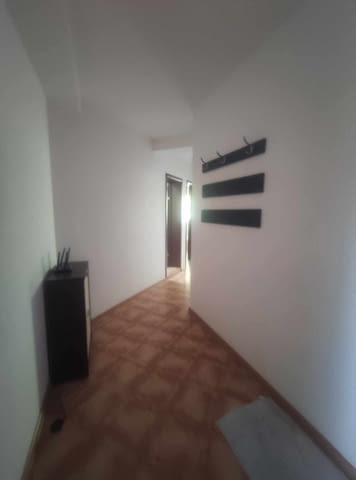 Давам под наем тристаен ново обзаведен апартамент в нова монолитна кооперация до Военна болница-120к - снимка 7