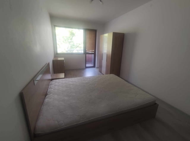 Давам под наем тристаен ново обзаведен апартамент в нова монолитна кооперация до Военна болница-120к - снимка 11