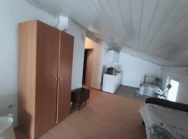 Давам под наем едностаен-боксониера в ЦЕТЪРА-Каменица2(до стадион ХР.БОТЕВ)-напълно обзаведен в нова - снимка 5