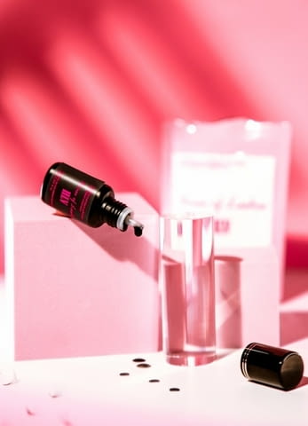 Лепило за мигли HOUSE OF LASHES HLV - village Sovoliano | Beauty Services