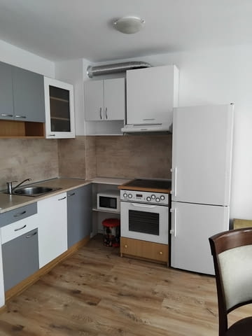 Под наем дългосрочно 2-стаен, Тухла, Асансьор - град Варна | Апартаменти - снимка 1