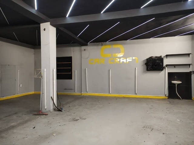 Давам под наем авто сервиз в КичукПариж до МОДЪР -оборудван има санитарен възел и допълнително външн - снимка 3