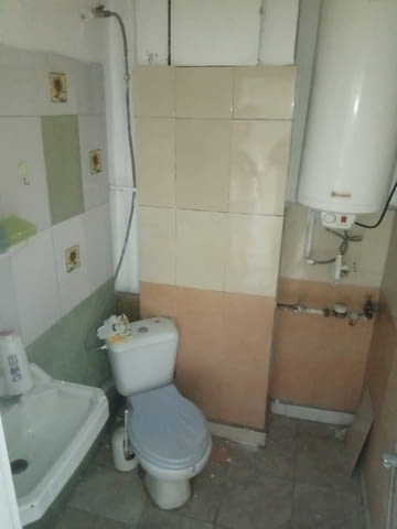 Давам под наем авто сервиз в КичукПариж до МОДЪР -оборудван има санитарен възел и допълнително външн - снимка 5