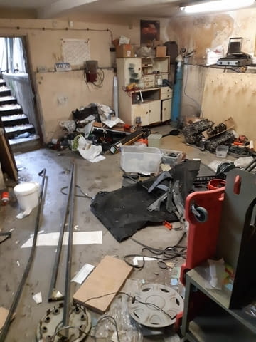 Давам под наем авто сервиз в КичукПариж до МОДЪР -оборудван има санитарен възел и допълнително външн - снимка 12