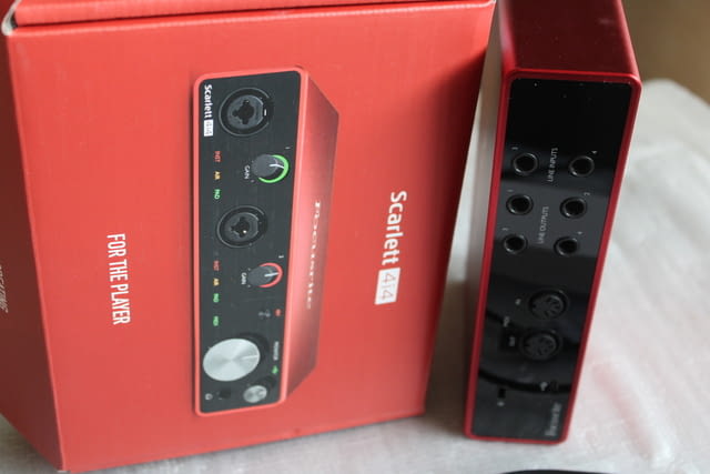 Focusrite Scarlet 4i4 USB - PRO Звукова Карта Студийна - ДАЙ ОФЕРТА - снимка 7