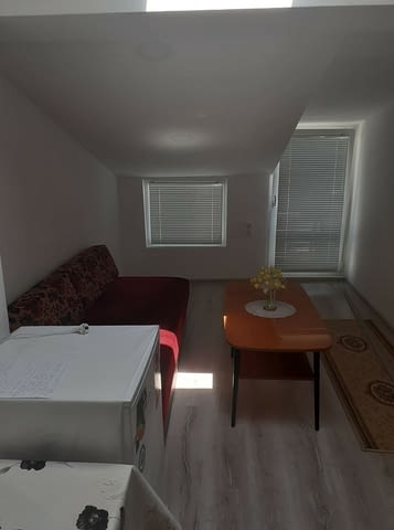 Давам под наем едностаен апартамент на Центъра 1-стаен, 30 м2, Тухла - град Пловдив | Апартаменти - снимка 1