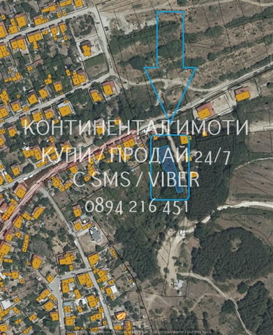 Код 63006. Панорамен поземлен имот 680м2 сега покрит с борова гора. Район с ток и вода в близост до - снимка 2