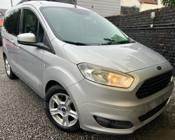 Ford Tourneo Courier 1.5 TDCi двигател XVCC, 95 кс., 5 ск., 48 000 км., 2018 г., Форд Торне - снимка 1