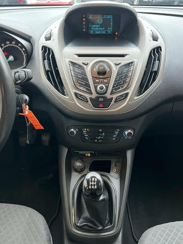 Ford Tourneo Courier 1.5 TDCi двигател XVCC, 95 кс., 5 ск., 48 000 км., 2018 г., Форд Торне - снимка 8