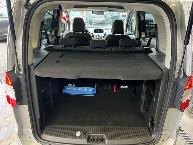 Ford Tourneo Courier 1.5 TDCi двигател XVCC, 95 кс., 5 ск., 48 000 км., 2018 г., Форд Торне - снимка 10