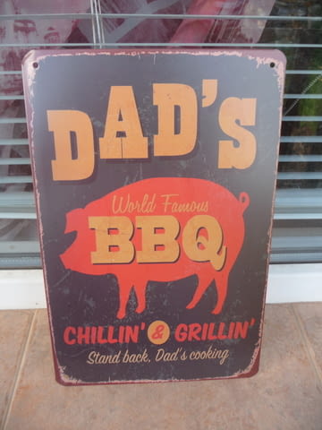 Метална табела храна BBQ барбекю скара грил прасенце пържоли татко - снимка 1