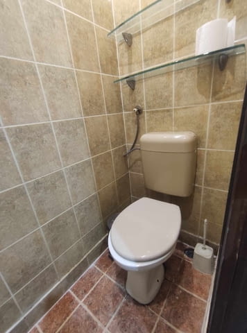 Давам под наем тристаен напълно обзаведен апартамент в КичукПариж до ПОЩАТА , ЛИДАЛ И КАУФЛАНД И 1РПУ - снимка 11