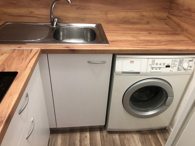 Новотела двустаен обзаведен 2-стаен, 60 м2, Тухла - град Пловдив | Апартаменти - снимка 1