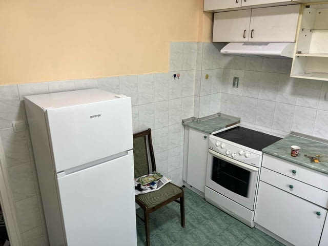 Давам под наем двустаен апартамент на Центъра 2-стаен, 65 м2, Тухла - град Пловдив | Апартаменти - снимка 1