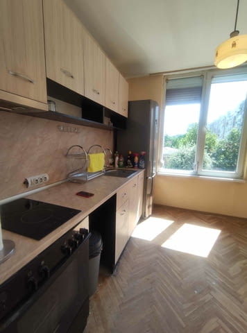 Давам под наем тристаен апартамент в кв. Каменица 2, град Пловдив | Апартаменти - снимка 1