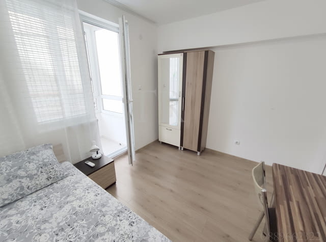 100 метра до Морска градина, тристаен апартамент ”Плаж 3” за нощувки, ж.к. Лазур, Бургас, под наем - снимка 10