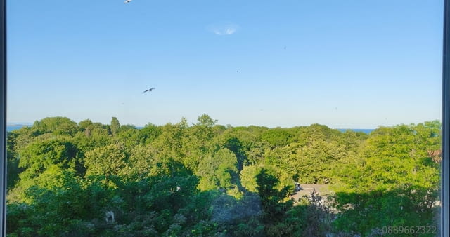 Първа линия за нощувки, двустаен апартамент + отделна кухня ”Плаж 2”, ж.к. Лазур, Бургас, под наем - снимка 9