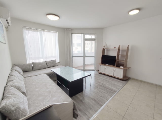 До Морска градина, двустаен апартамент ”Плаж 1” за нощувки, ж.к. Лазур, Бургас, под наем - снимка 2