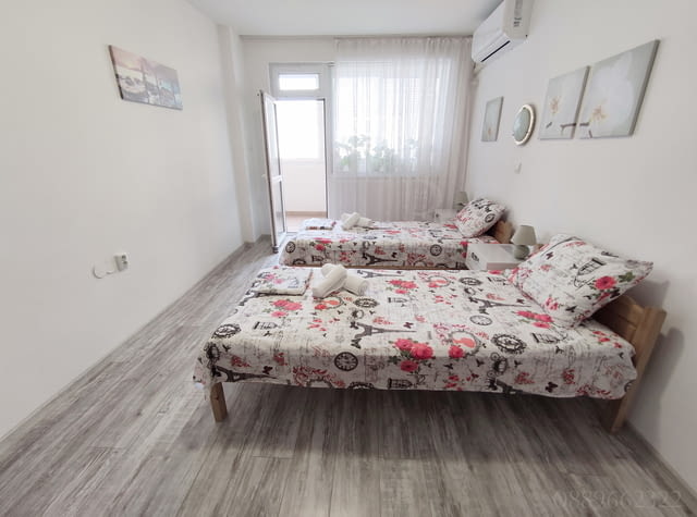 До Морска градина, двустаен апартамент ”Плаж 1” за нощувки, ж.к. Лазур, Бургас, под наем - снимка 4