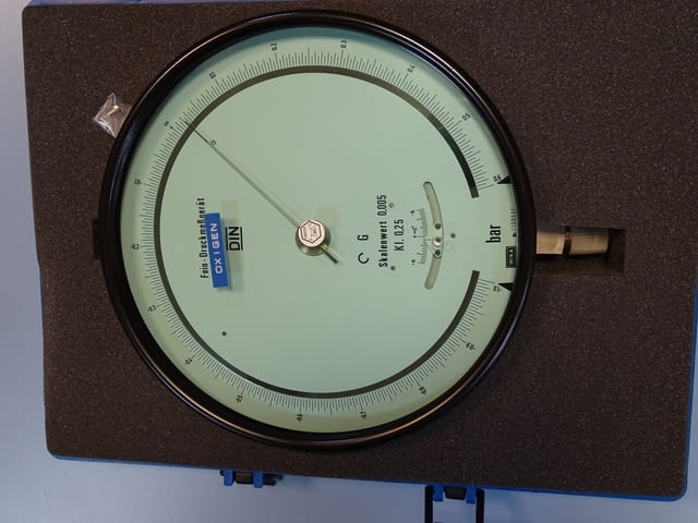 Образцов манометър WIKA 341.11.250 (-1+0.6)Bar precision test pressure gauge - снимка 6