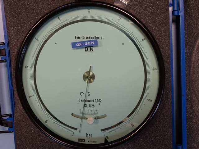 Образцов манометър WIKA 341.11.250 (0-0.60)Bar precision test pressure gauge - снимка 2