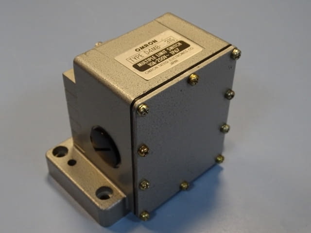 Позиционен изключвател Omron D4MB-531G multiple 6-position limit switch - снимка 5