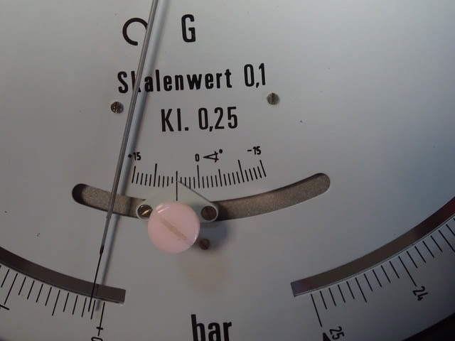 Образцов манометър WIKA 341.11.250 (0-25)Bar precision test pressure gauge - снимка 4